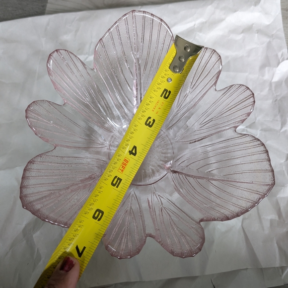 Set Of 3 Elegant Pink Glass Flower Bowls - Picture 6 of 8